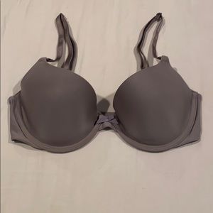 VICTORIA’S SECRET BRA!